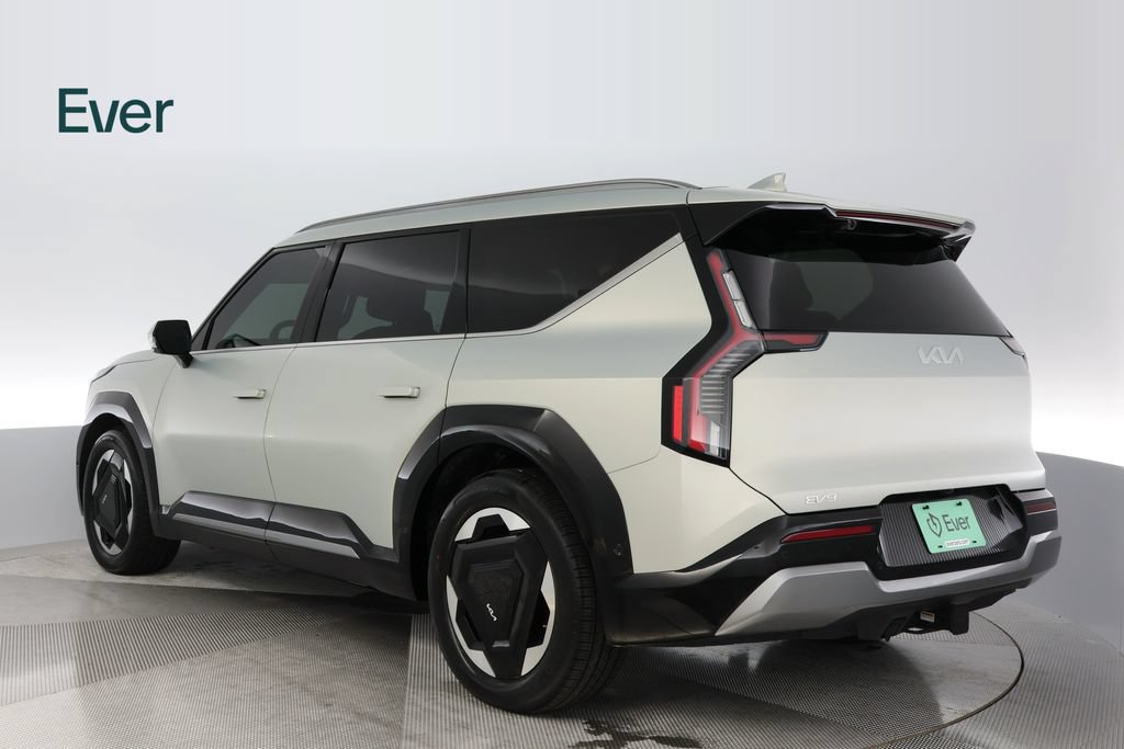Used 2024 Kia EV9 Land AWD/4WD image 14
