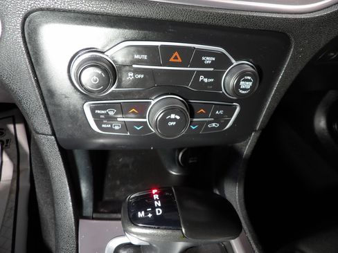 Used 2023 Dodge Charger SXT w/ Cold Weather Package RWD image 14