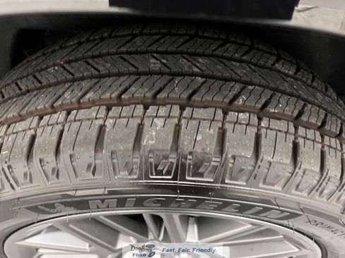 New 2026 Ford Expedition Platinum w/ Stealth Appearance Package AWD/4WD image 14
