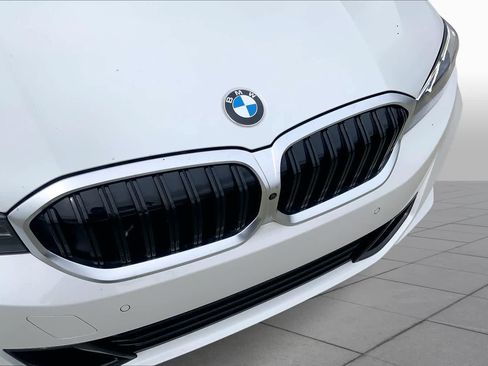 Used 2026 BMW 330i Sedan RWD image 29