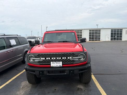 Used 2024 Ford Bronco Badlands AWD/4WD image 2