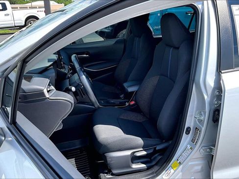 Used 2022 Toyota Corolla SE FWD image 23