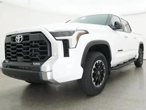 Used 2026 Toyota Tundra SR5 AWD/4WD image 32