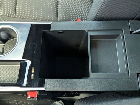 Used 2025 Chevrolet Equinox LT image 24