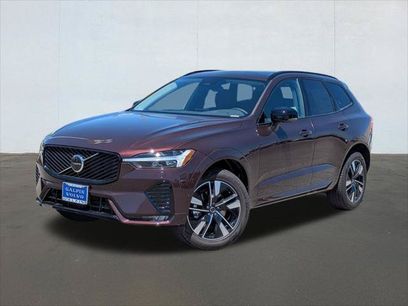 New 2026 Volvo XC60 B5 Plus w/ Climate Package PRO