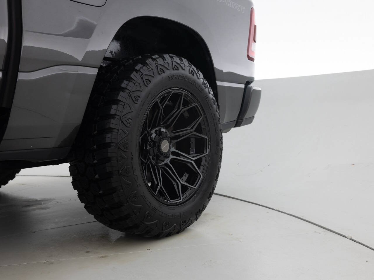 Used 2020 RAM 1500 Big Horn AWD/4WD image 20