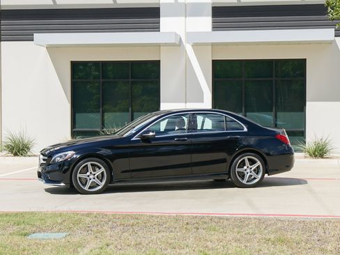 Used 2015 Mercedes-Benz C 400 4MATIC image 5