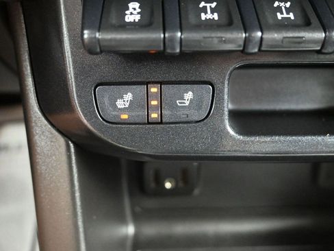 Used 2019 Chevrolet Colorado ZR2 image 21