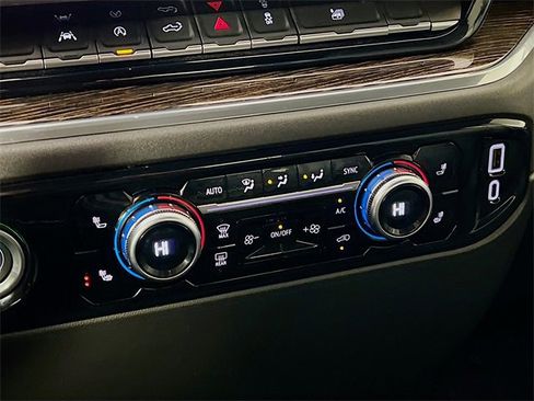 Used 2024 GMC Sierra 1500 Elevation image 20