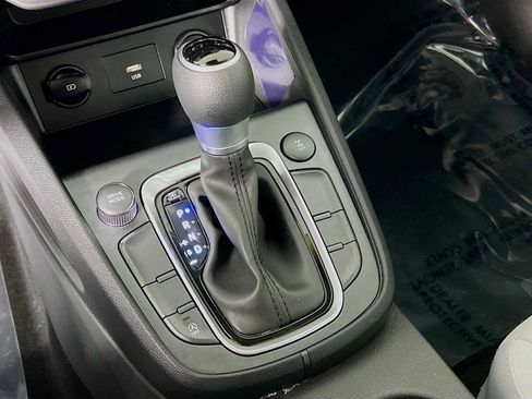 Used 2023 Hyundai Kona SEL image 16