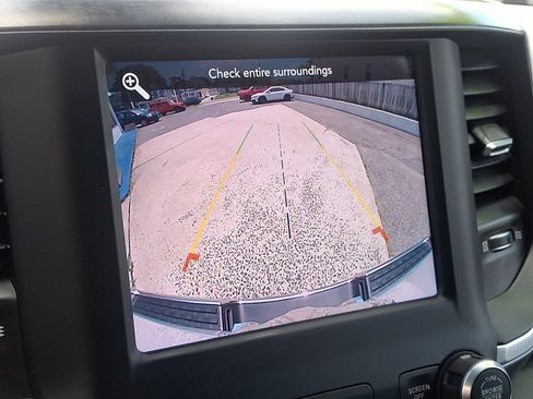 Used 2020 RAM 1500 Big Horn AWD/4WD image 19