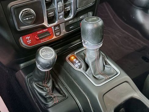 Used 2021 Jeep Wrangler Unlimited Rubicon w/ LED Lighting Group image 16