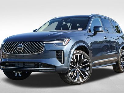 New 2026 Volvo XC90 T8 Ultra w/ Protection Package
