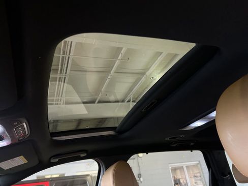 Used 2021 Kia Telluride SX image 10