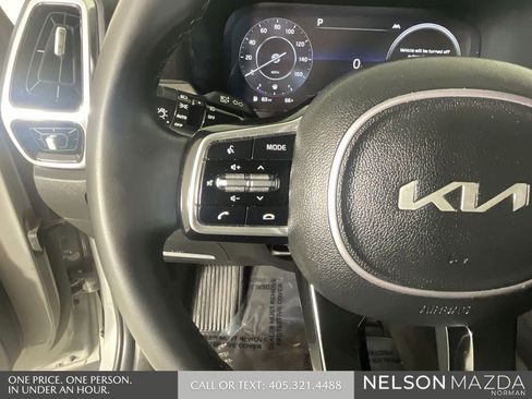 Used 2023 Kia Sorento SX AWD/4WD image 45