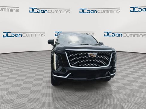 Used 2025 Cadillac Escalade Premium Luxury w/ Touring Package AWD/4WD image 5