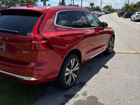Used 2023 Volvo XC60 B5 Plus image 3