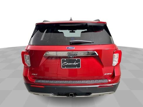 Used 2023 Ford Explorer XLT w/ Equipment Group 202A AWD/4WD image 7