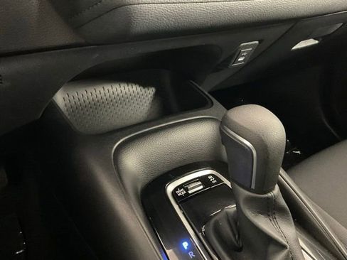 Used 2025 Toyota Corolla SE image 17