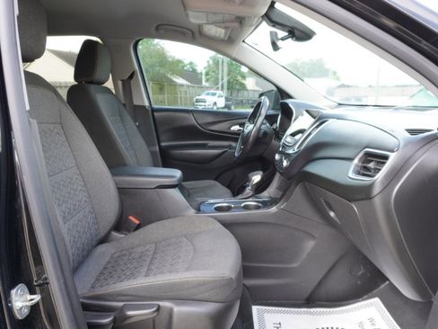 Used 2022 Chevrolet Equinox LT image 8