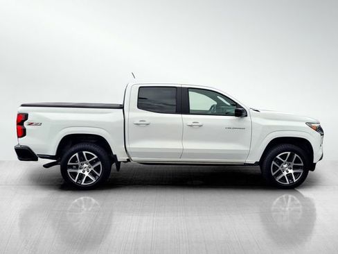 Used 2023 Chevrolet Colorado Z71 w/ Z71 Convenience Package 2 image 4