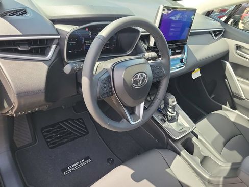 New 2026 Toyota Corolla Cross XLE w/ Convenience Package FWD image 7