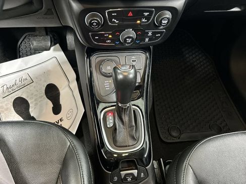 Used 2021 Jeep Compass Limited AWD/4WD image 17