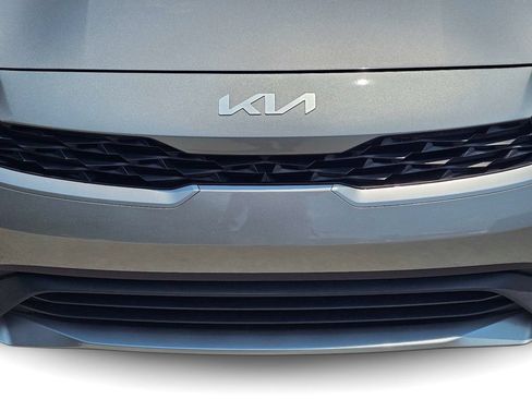 Certified 2024 Kia Forte LXS FWD image 3