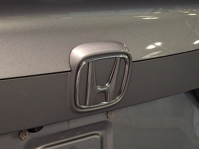 Used 2018 Honda Accord LX image 24