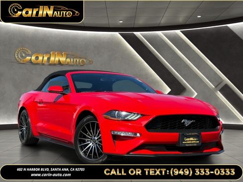 Used 2018 Ford Mustang Premium RWD image 3