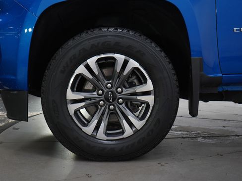 Used 2022 Chevrolet Colorado Z71 AWD/4WD image 28