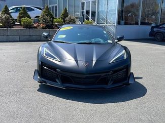 Used 2025 Chevrolet Corvette Z06 w/ Z07 Performance Package RWD video 2