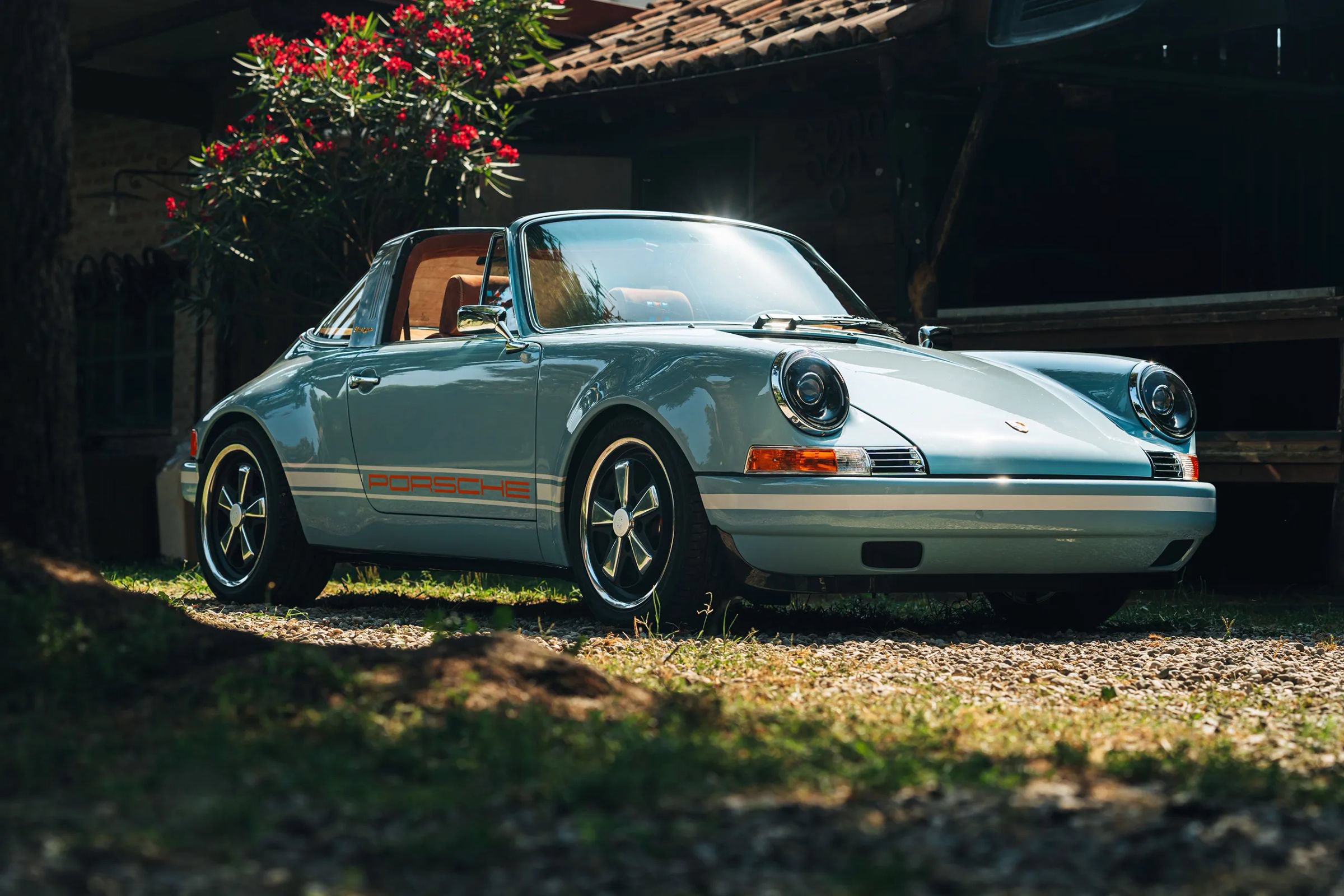 Used 1995 Porsche 911 Cabriolet image 28
