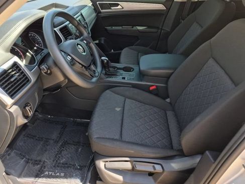 Used 2019 Volkswagen Atlas S FWD image 8