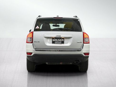 Used 2012 Jeep Compass Limited w/ Sun/Sound Group AWD/4WD image 4