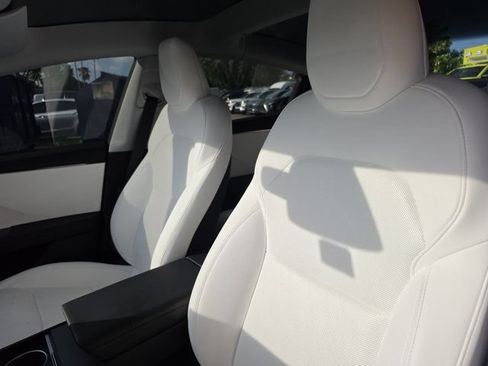 Used 2025 Tesla Model 3 Long Range RWD image 19