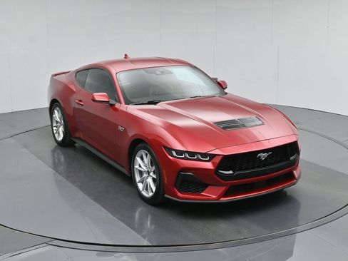 Used 2024 Ford Mustang GT Premium RWD image 38