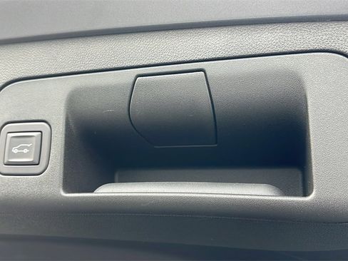 Used 2025 Buick Envision Sport Touring image 28