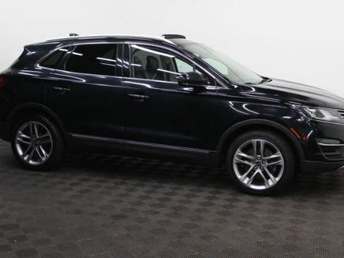 Used 2017 Lincoln MKC Reserve image 3