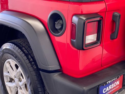 Used 2023 Jeep Wrangler Unlimited Sport AWD/4WD image 9