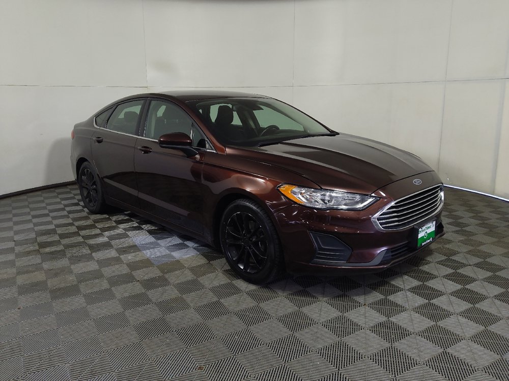 Used 2019 Ford Fusion SE FWD image 13