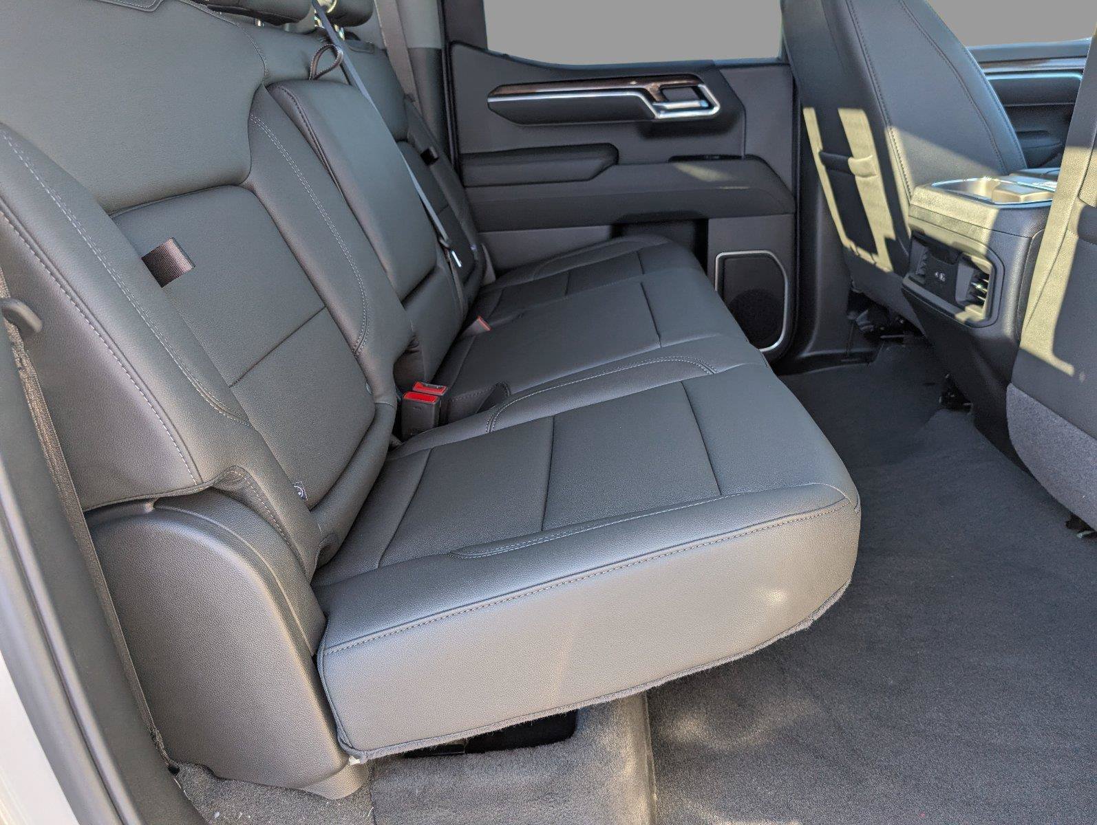 New 2026 Chevrolet Silverado 1500 RST AWD/4WD image 37
