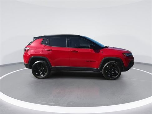 Used 2024 Jeep Compass Trailhawk w/ Sun and Sound Group image 13
