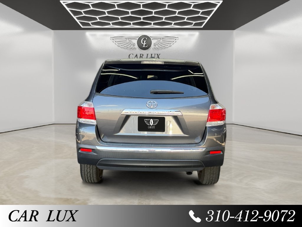 Used 2011 Toyota Highlander 2WD image 4