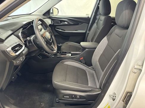 Certified 2023 Chevrolet TrailBlazer LT w/ Convenience Package AWD/4WD image 10