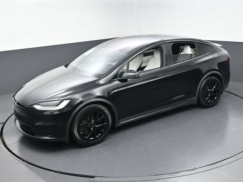 Used 2022 Tesla Model X Plaid AWD/4WD image 38