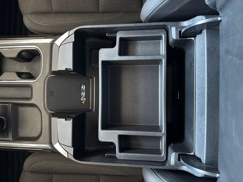 Used 2023 Chevrolet Silverado 1500 RST AWD/4WD image 30