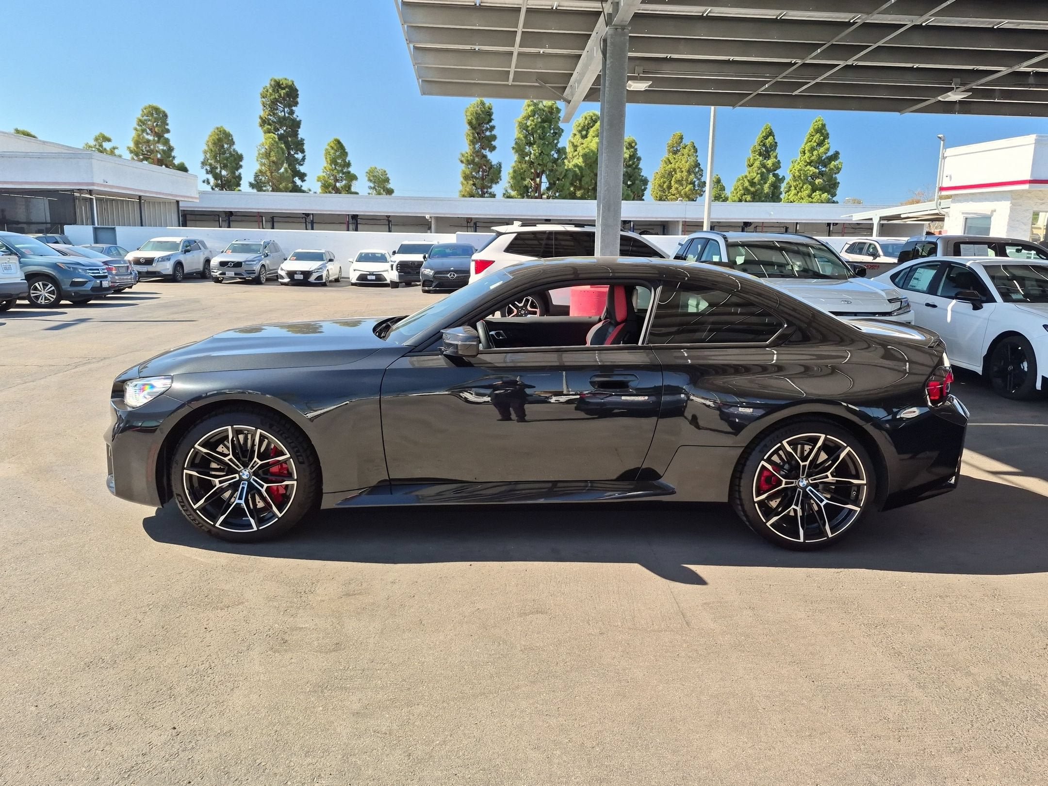 Used 2025 BMW M2 w/ Lighting Package RWD image 4