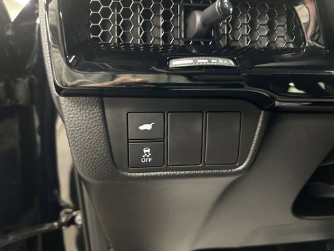 Used 2025 Honda CR-V Sport Touring image 29