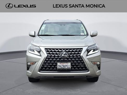 Used 2023 Lexus GX 460 Premium w/ Premium Package AWD/4WD image 2